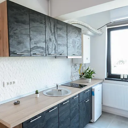 Ox Apartment *
